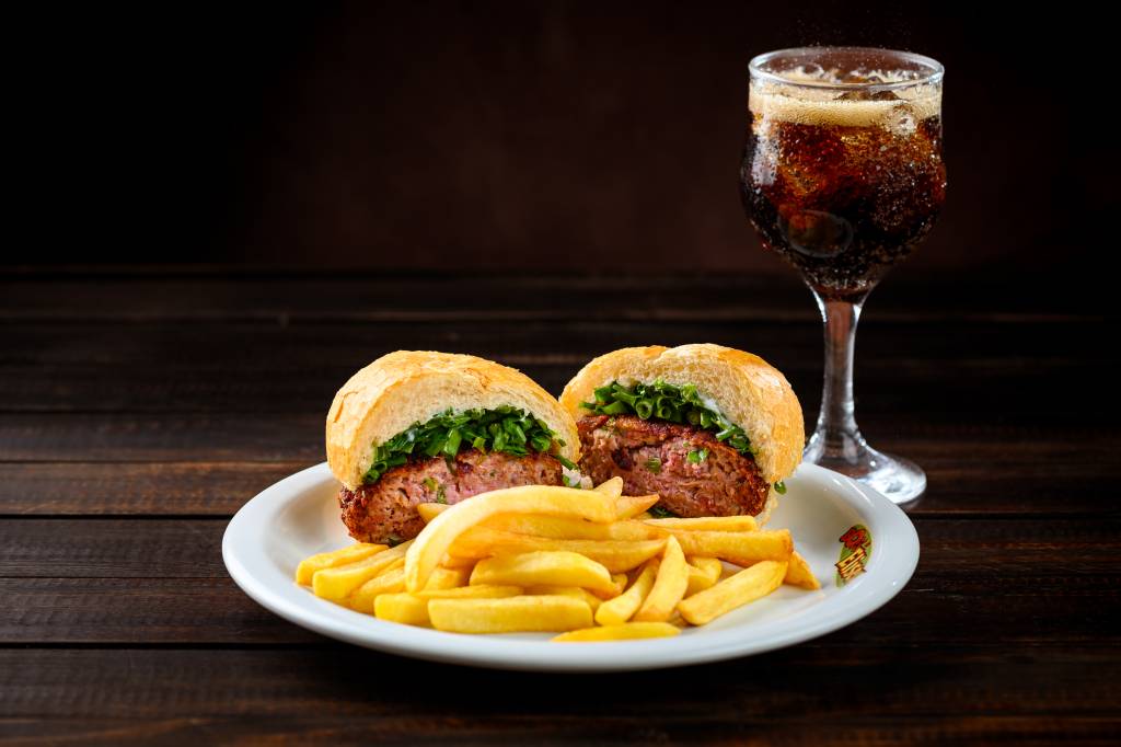 Copa dos Sabores: festival gastronômico leva pratos inspirados em diferentes países ao Mercado Municipal de Curitiba Copa dos Sabores: festival gastronômico leva pratos inspirados em diferentes países ao Mercado Municipal de Curitiba